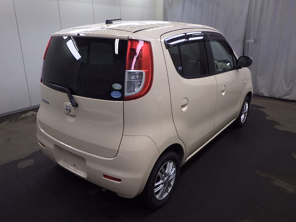 NISSAN MOCO