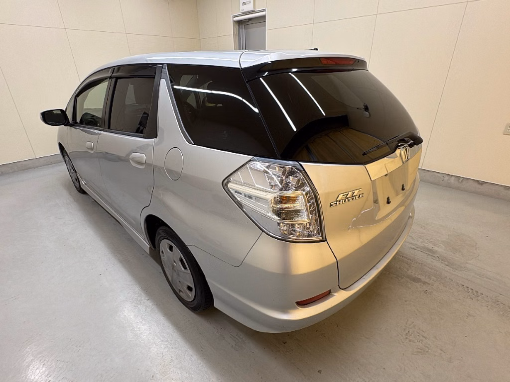 HONDA FIT SHUTTLE