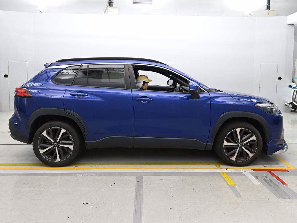 TOYOTA COROLLA CROSS