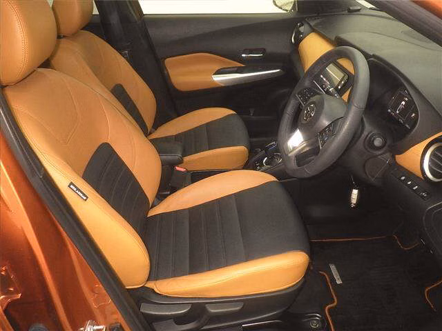 NISSAN KICKS