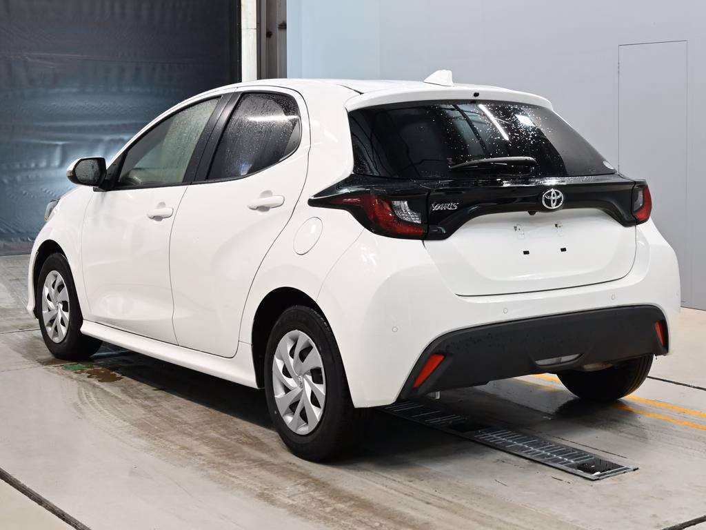 TOYOTA YARIS