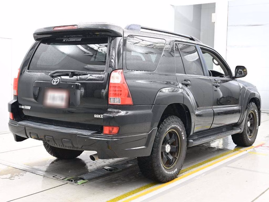 TOYOTA HILUX SURF