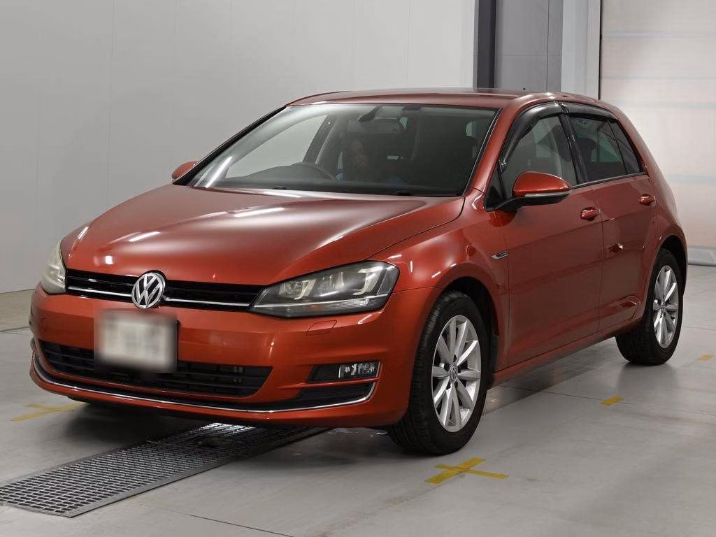 VOLKSWAGEN GOLF