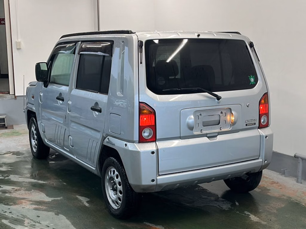 DAIHATSU NAKED