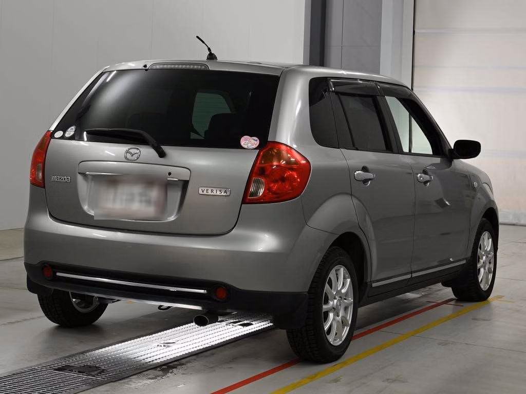 MAZDA VERISA