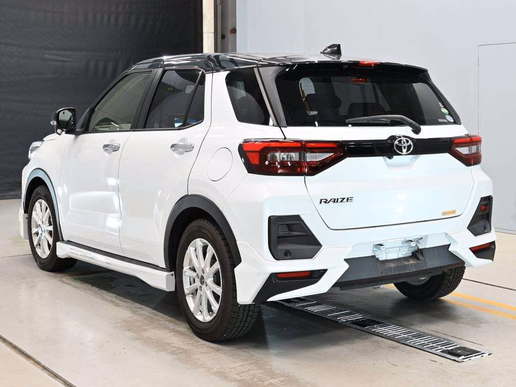 TOYOTA RAIZE
