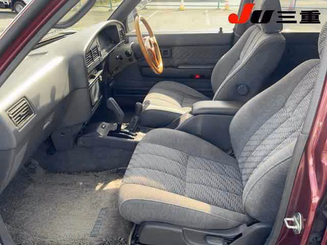 TOYOTA HILUX SURF
