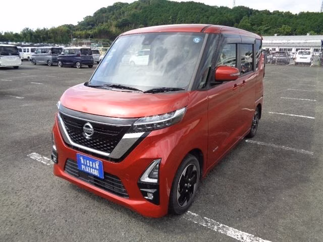 NISSAN ROOX