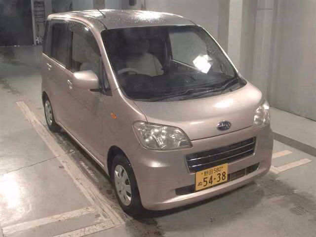 SUBARU LUCRA