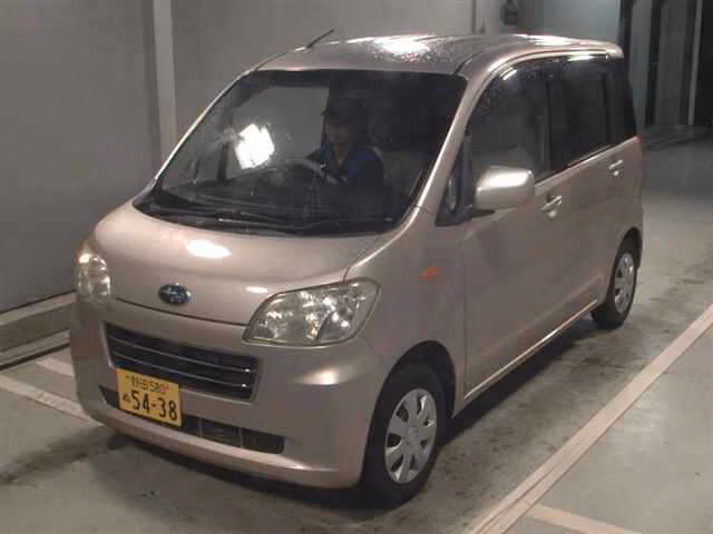 SUBARU LUCRA