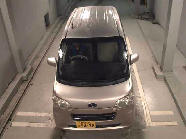 SUBARU LUCRA