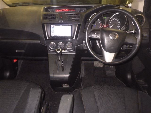 NISSAN LAFESTA