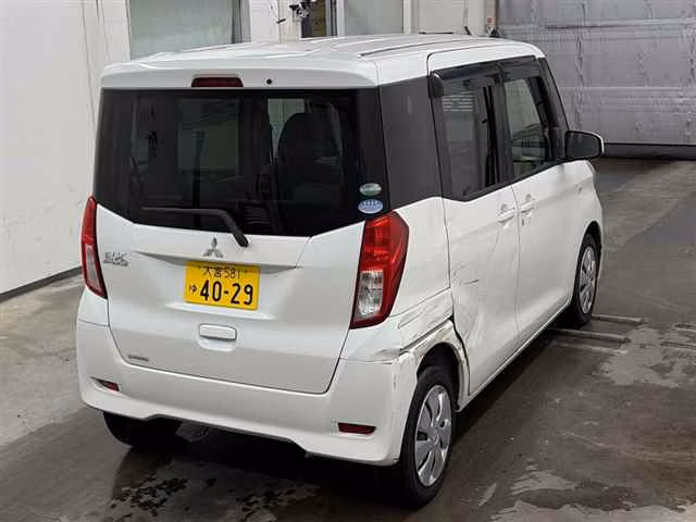 MITSUBISHI EK SPACE