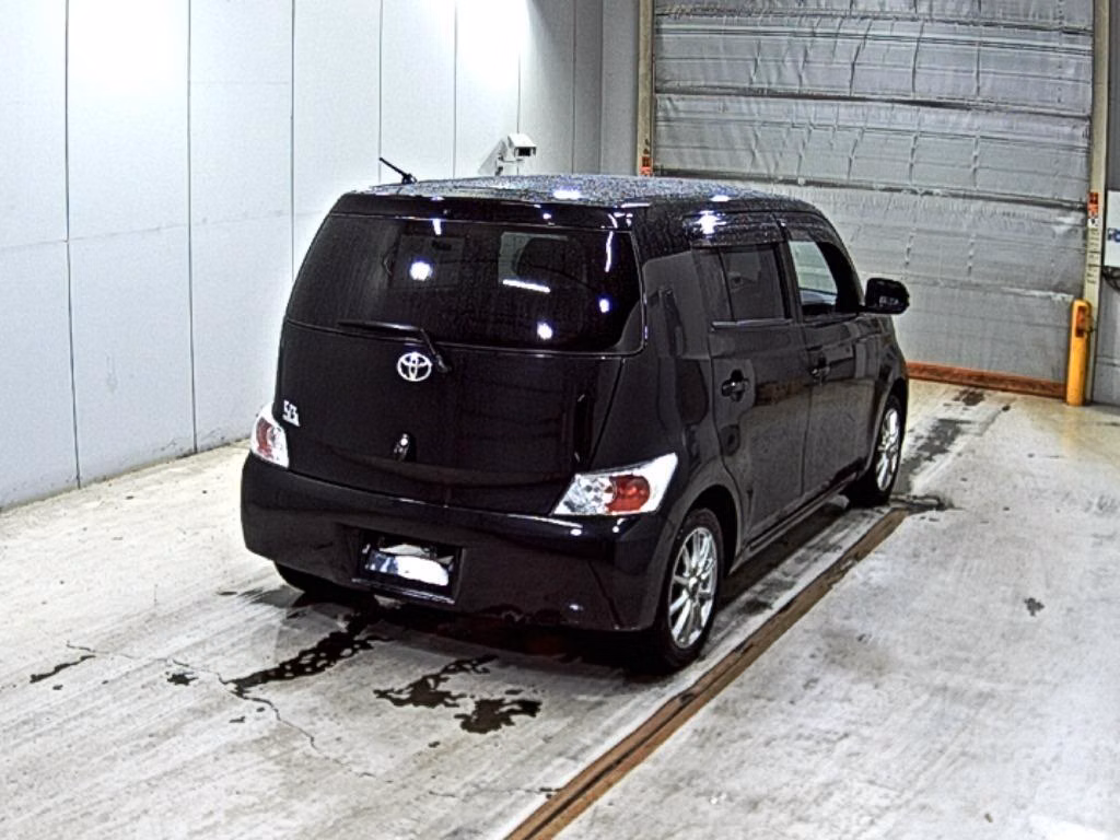 TOYOTA BB