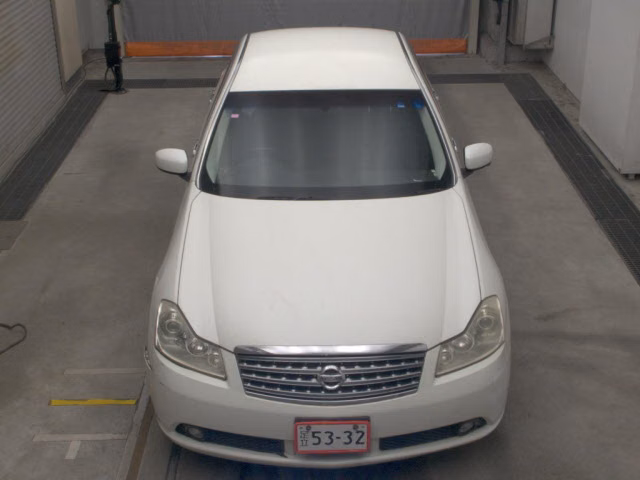 NISSAN FUGA
