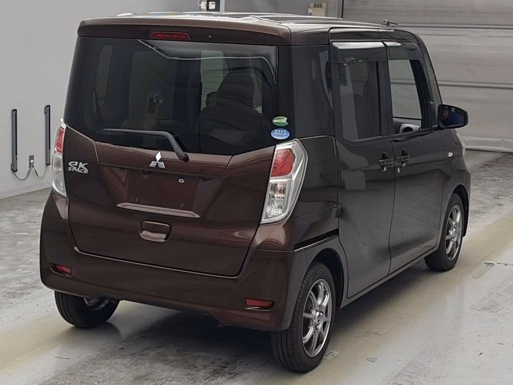 MITSUBISHI EK SPACE