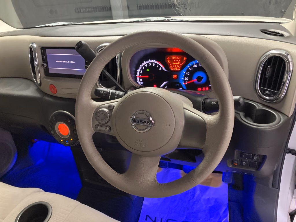 NISSAN CUBE
