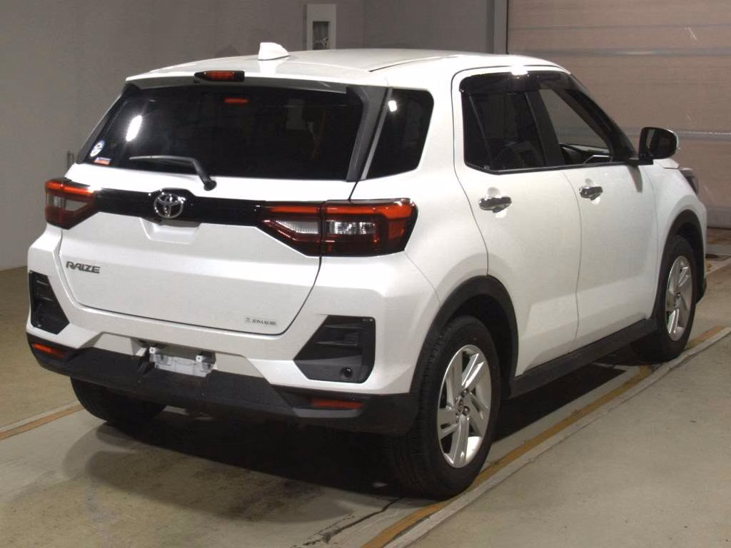 TOYOTA RAIZE