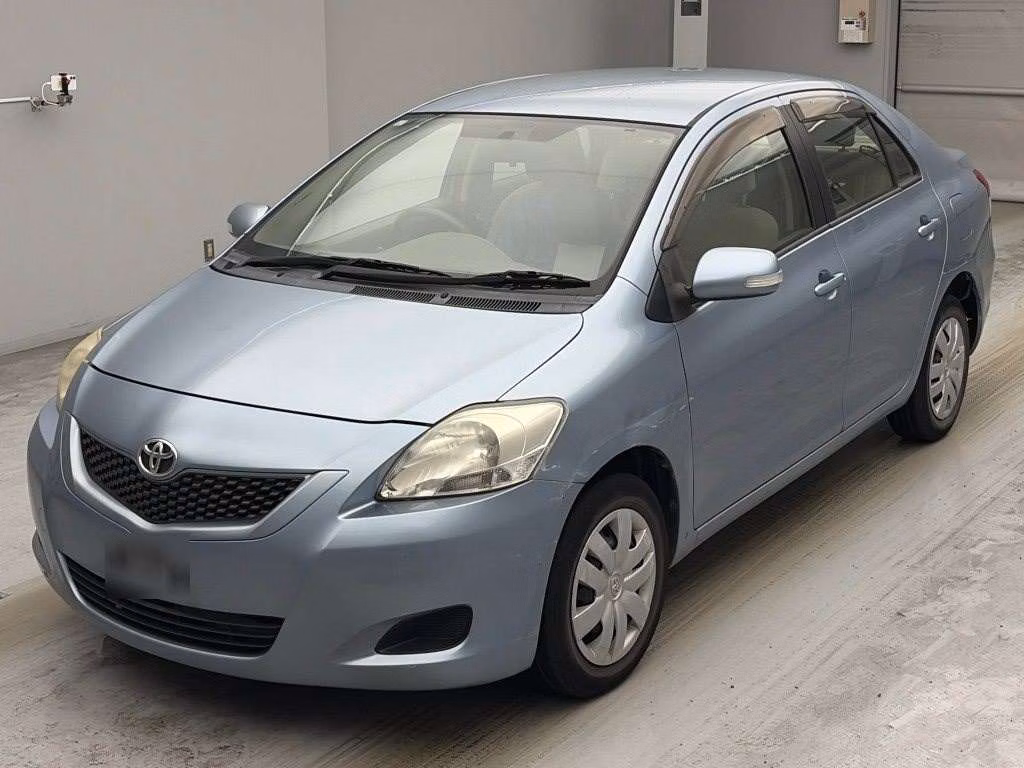 TOYOTA BELTA