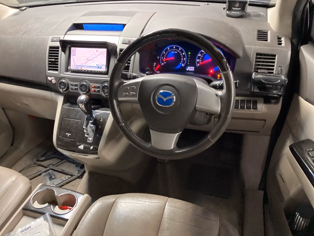 MAZDA MPV