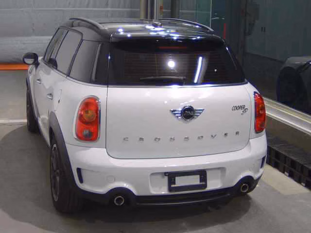 MINI CROSSOVER