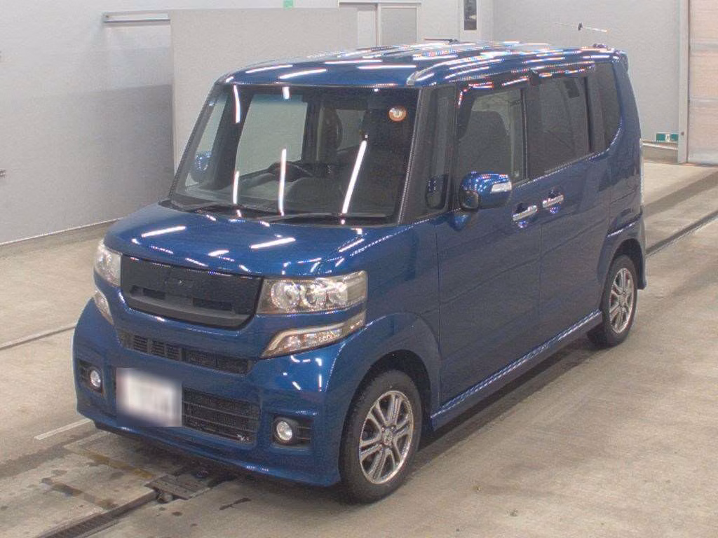HONDA N-BOX+