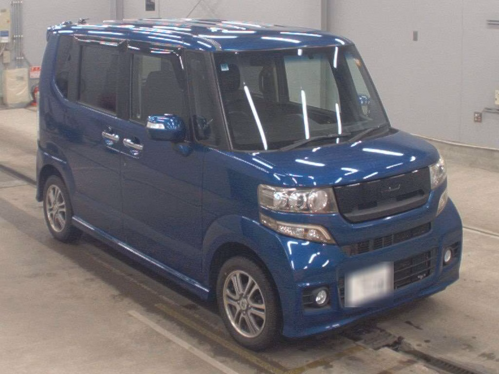 HONDA N-BOX+