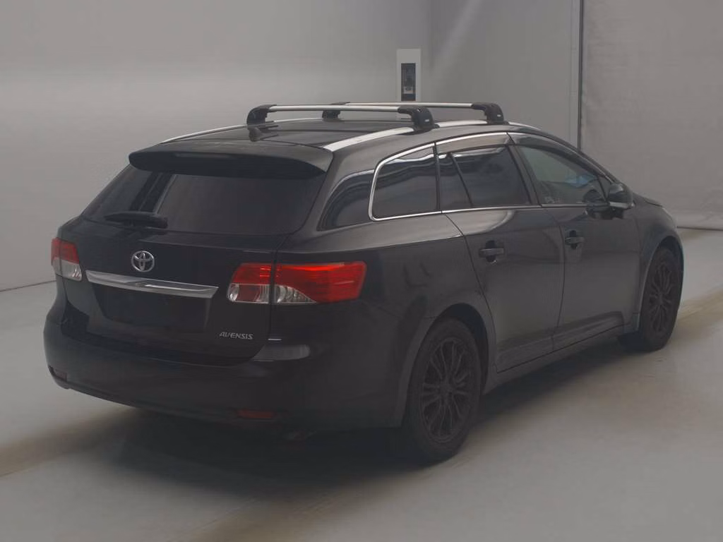 TOYOTA AVENSIS