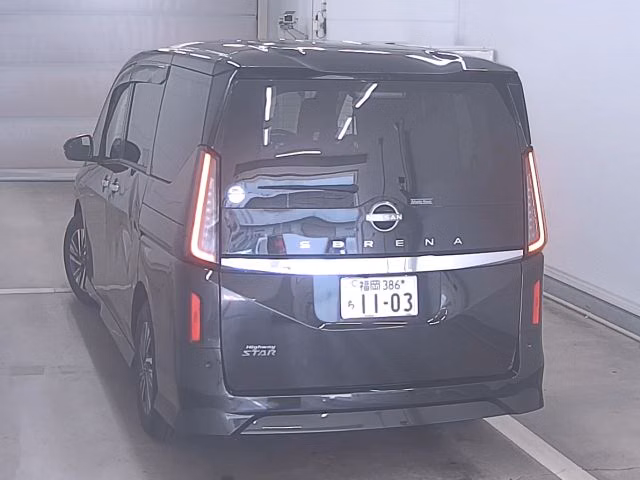 NISSAN SERENA