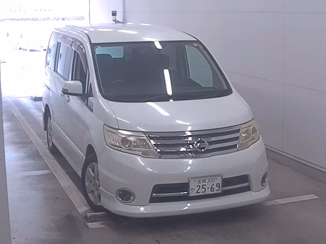 NISSAN SERENA