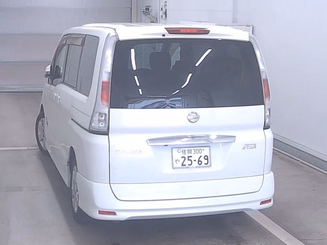 NISSAN SERENA