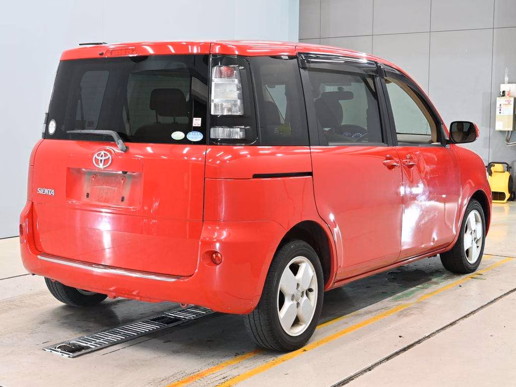 TOYOTA SIENTA