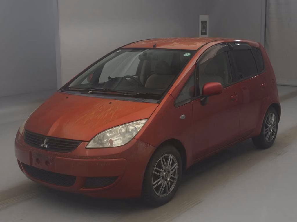 MITSUBISHI COLT