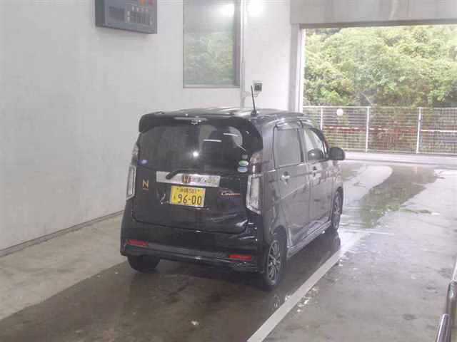 HONDA N-WGN