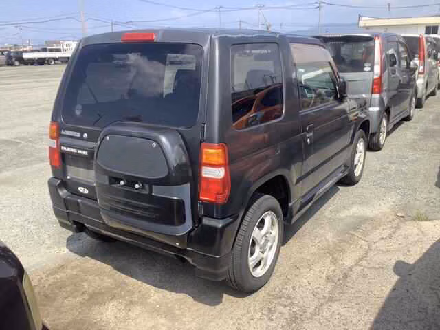 MITSUBISHI PAJERO MINI