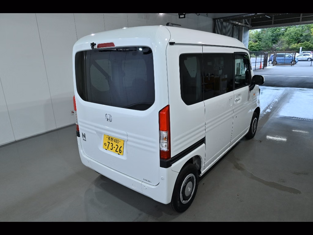 HONDA N-VAN