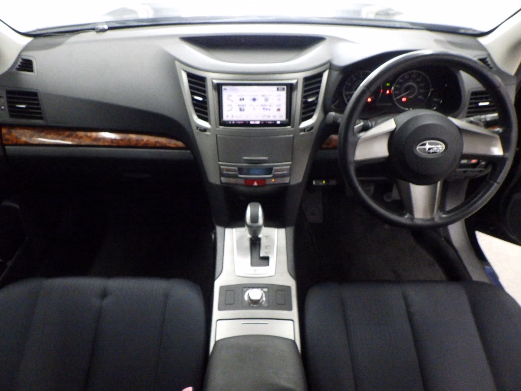 SUBARU LEGACY