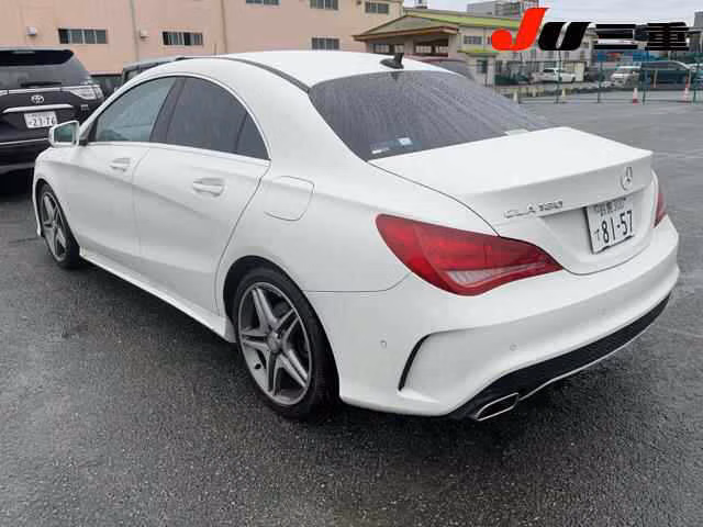 MERCEDES-BENZ CLA-CLASS