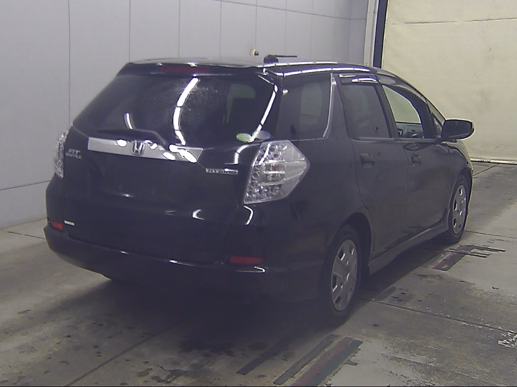HONDA FIT SHUTTLE