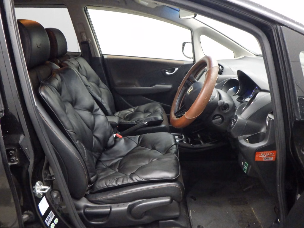 HONDA FIT SHUTTLE