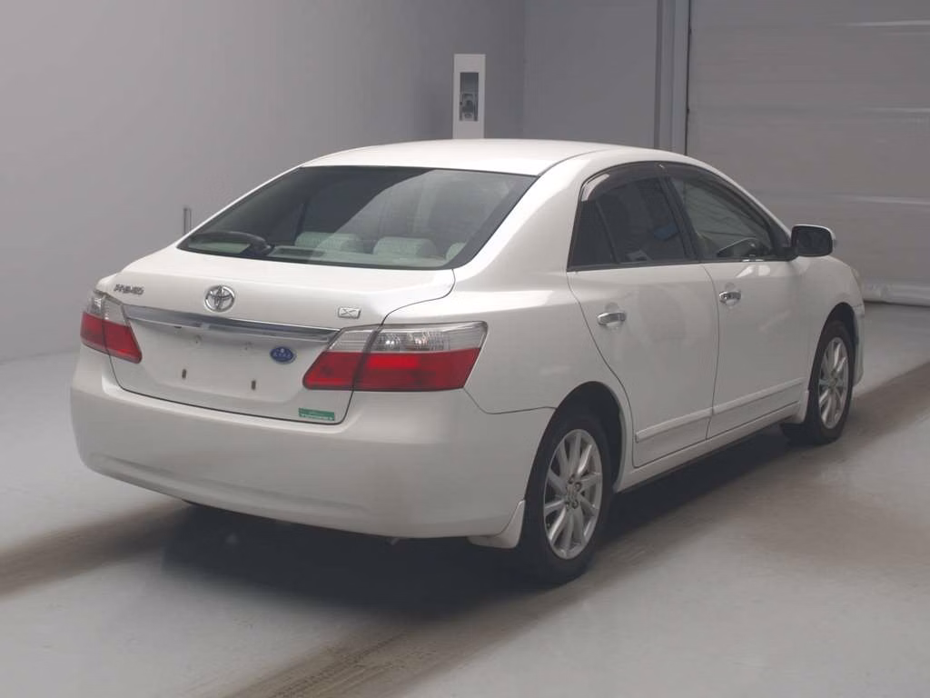 TOYOTA PREMIO
