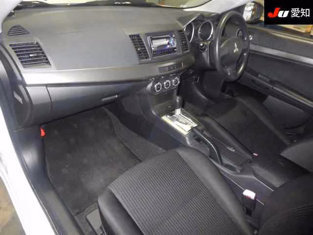 MITSUBISHI GALANT FORTIS