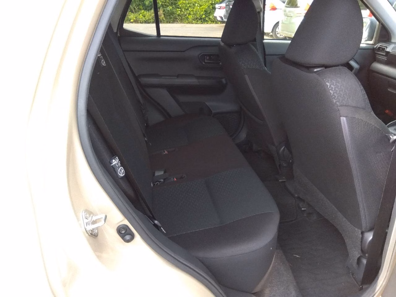 DAIHATSU ROCKY
