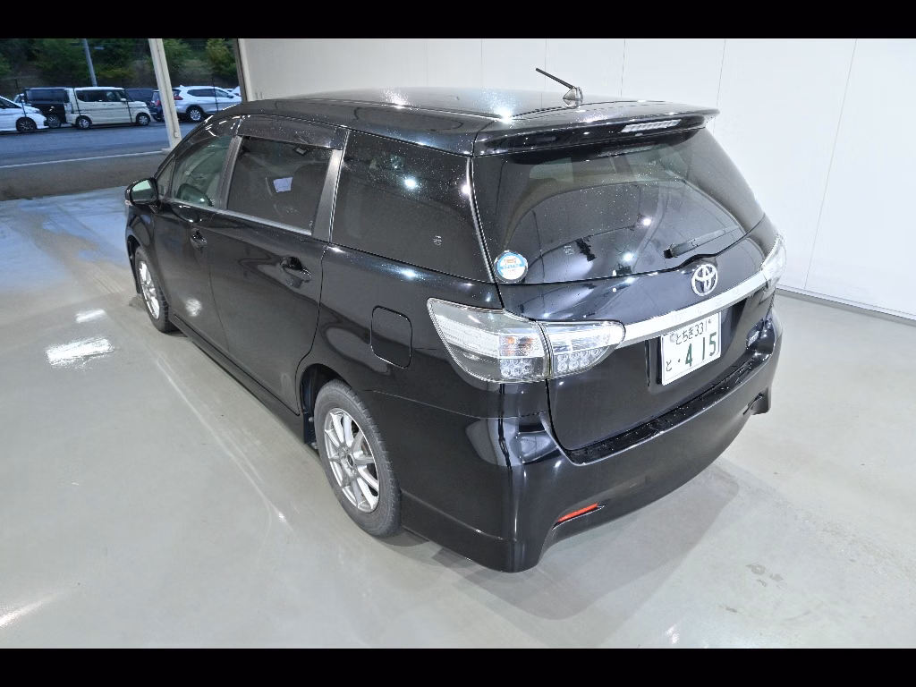 TOYOTA WISH