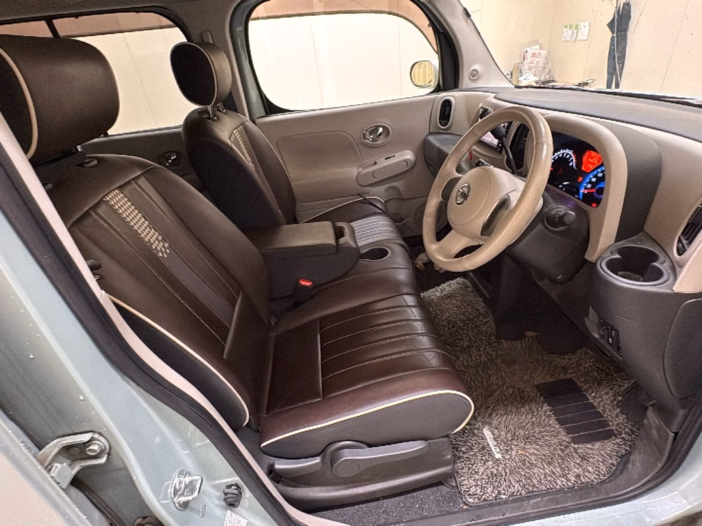 NISSAN CUBE