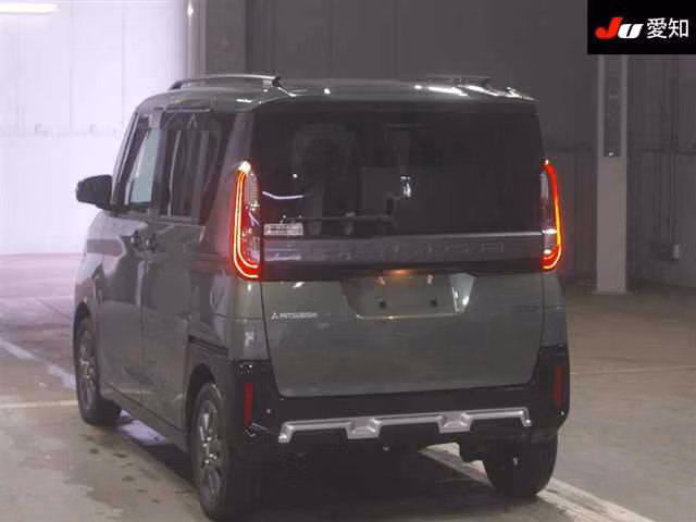 MITSUBISHI DELICA MINI