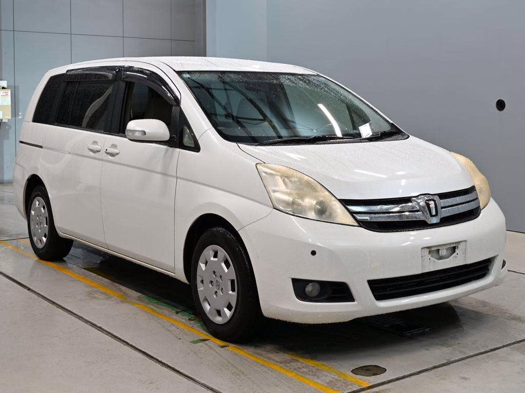 TOYOTA ISIS