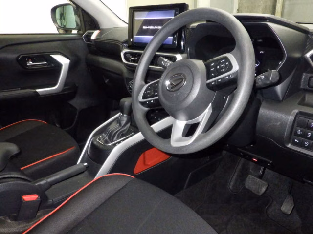 DAIHATSU ROCKY