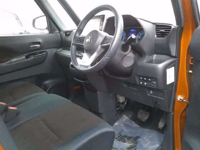 MITSUBISHI EK SPACE