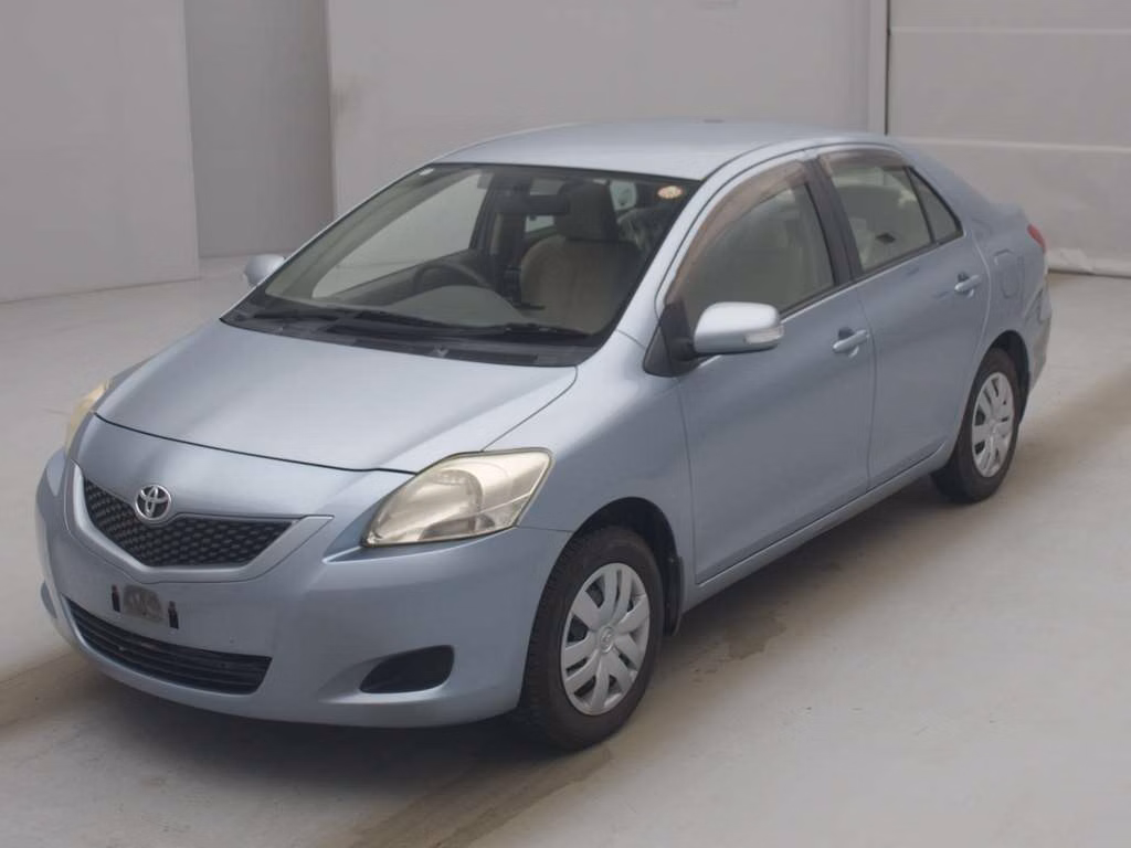TOYOTA BELTA